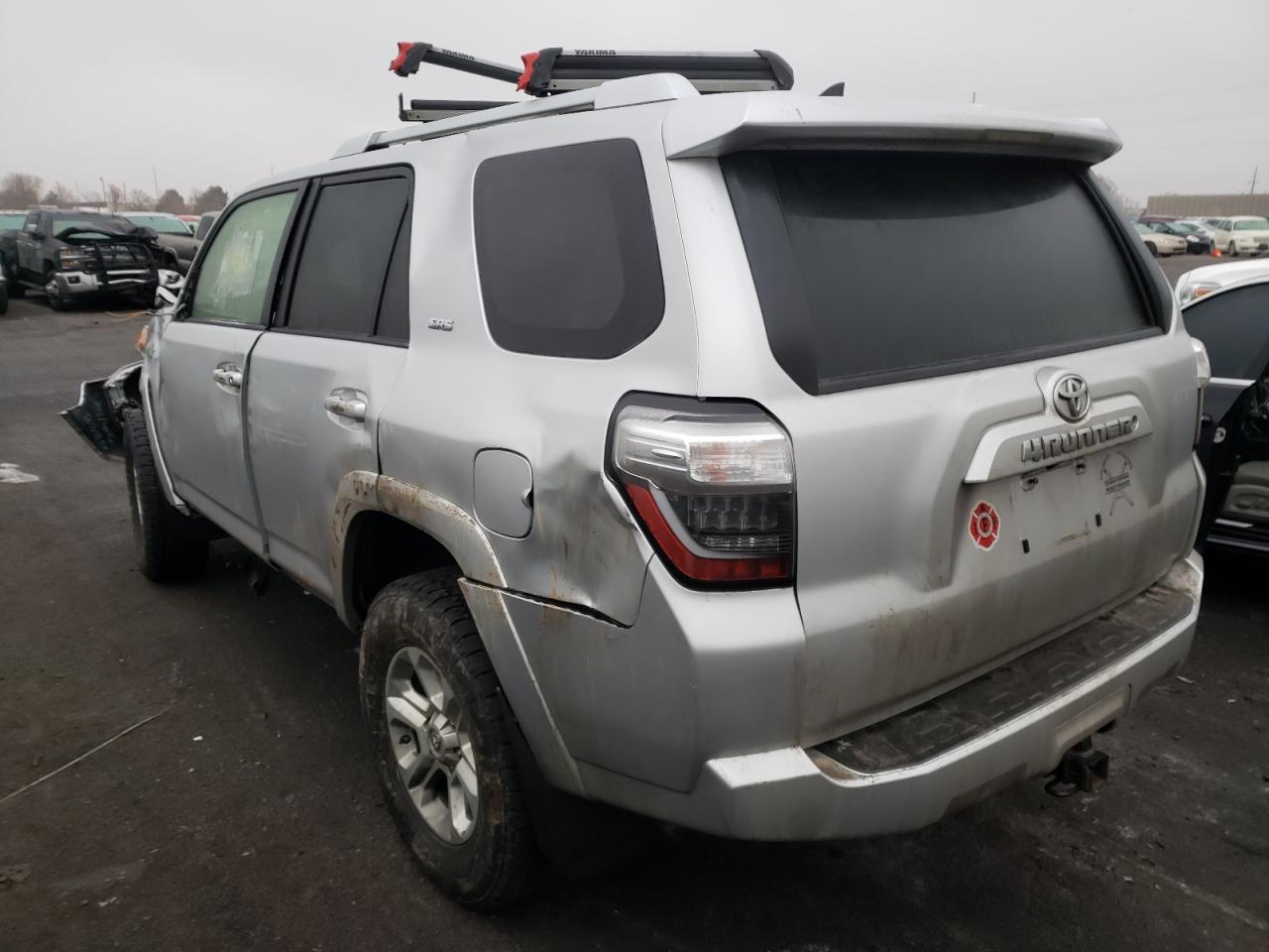 صورة رقم 3 من المزاد - 2015 TOYOTA 4RUNNER SR مع VIN JTEBU5JR9F5207971