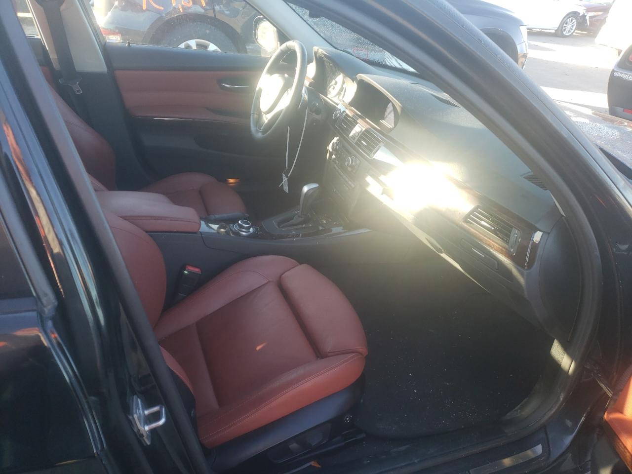 Photo 5 from auction – 2011 BMW 335 I with VIN WBAPM5C50BE577461