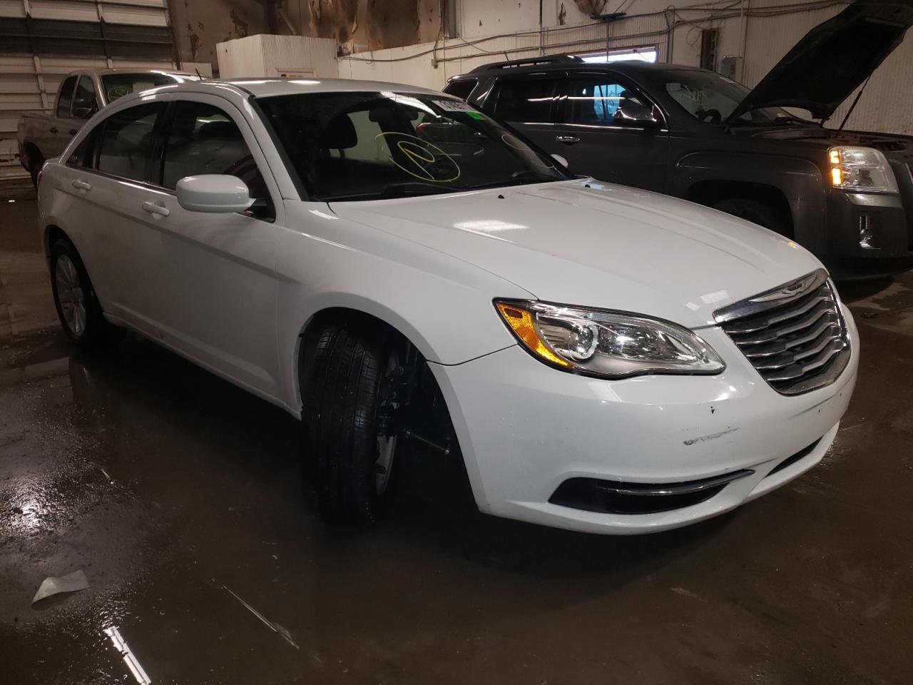 CHRYSLER 200 TOURIN 2013 with VIN 1C3CCBBB0DN577218 - Photo from auction
