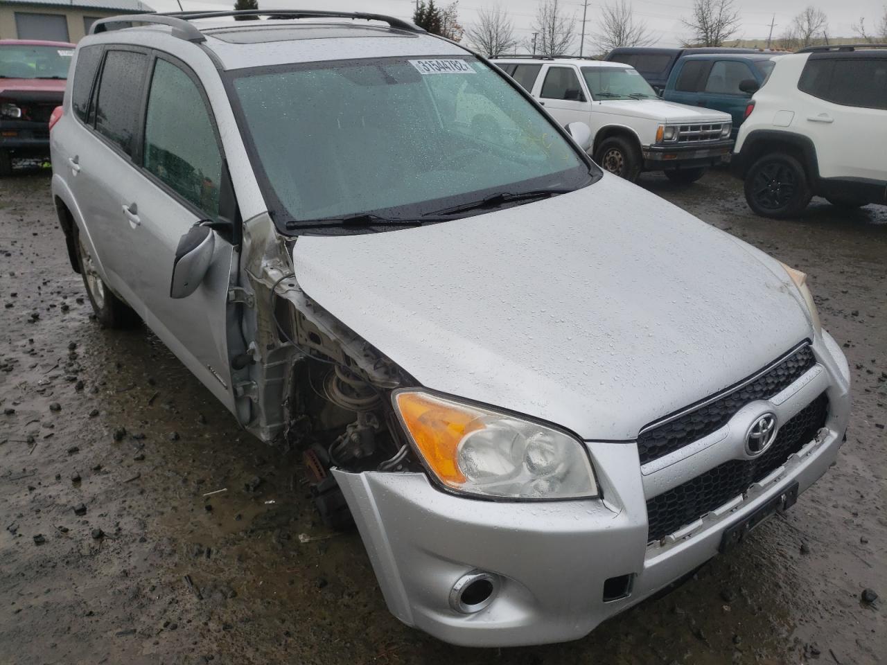 TOYOTA RAV4 LIMIT 2009 with VIN 2T3BF31V29W004692 - Photo from auction