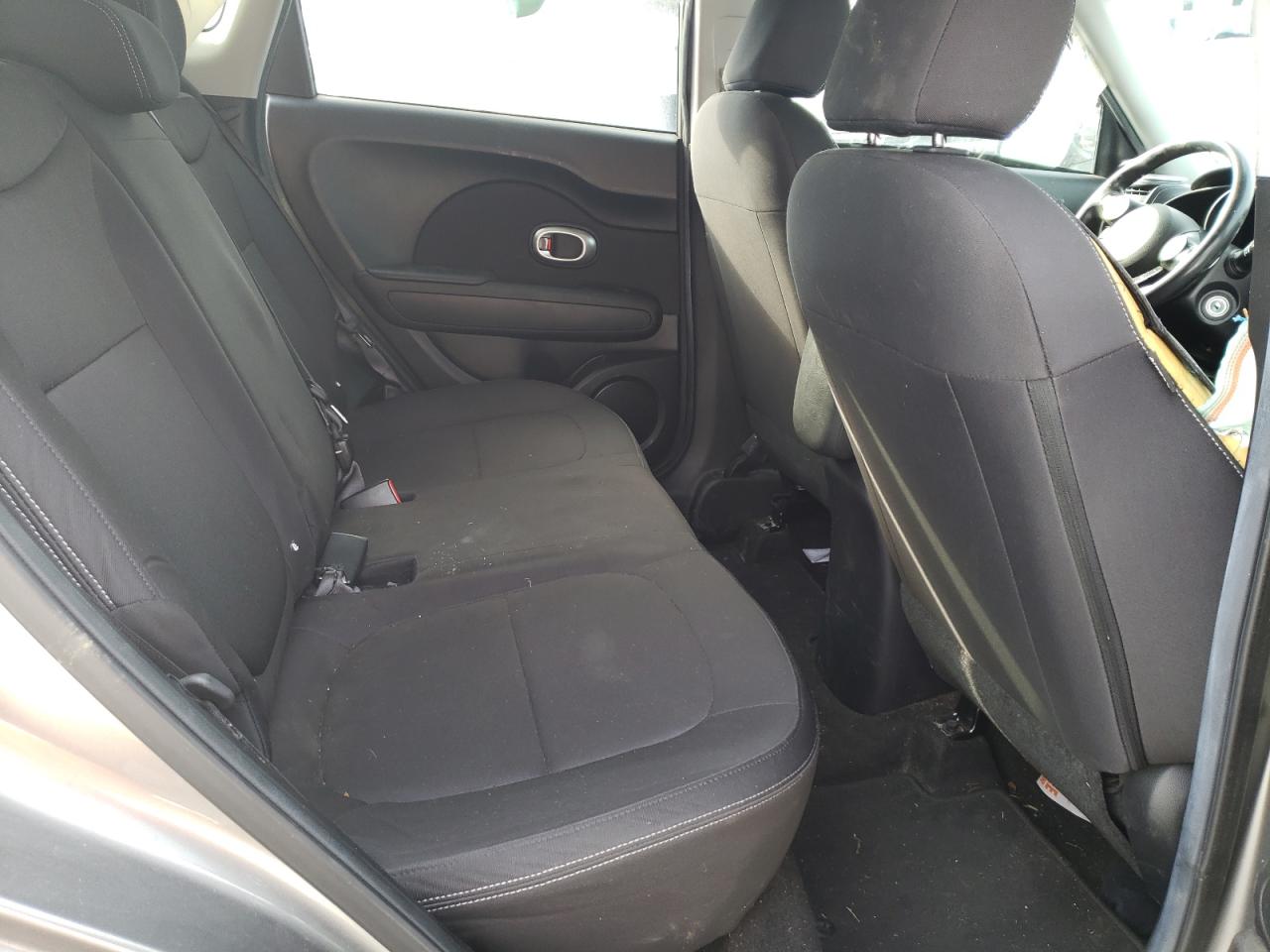Photo 6 from auction – 2015 KIA SOUL with VIN KNDJN2A27F7115163