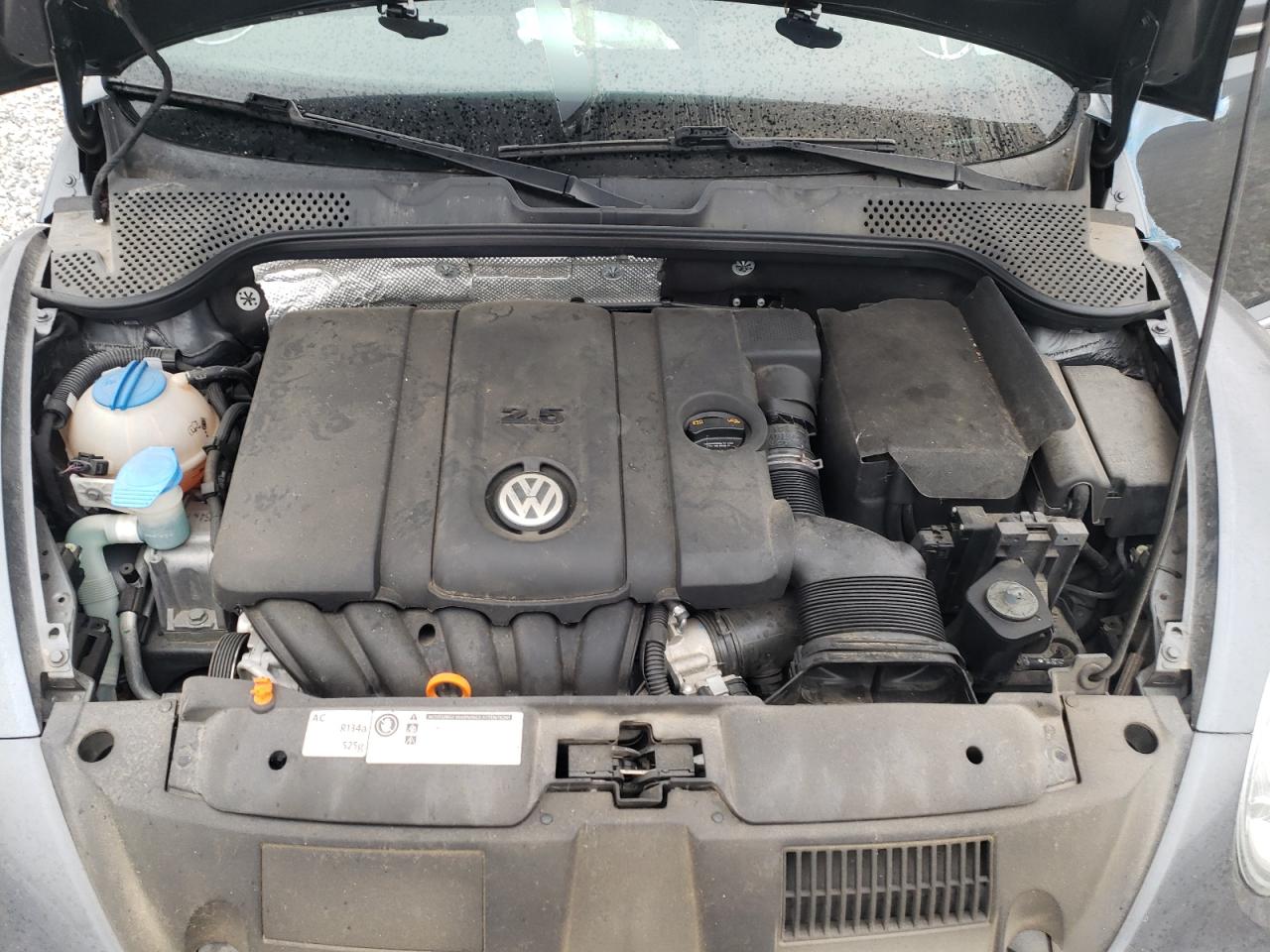 Photo 7 from auction – 2012 VOLKSWAGEN BEETLE with VIN 3VWJP7AT7CM611319