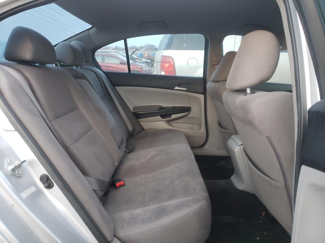 Photo 6 from auction – 2011 HONDA ACCORD LX with VIN 1HGCP2F33BA037919