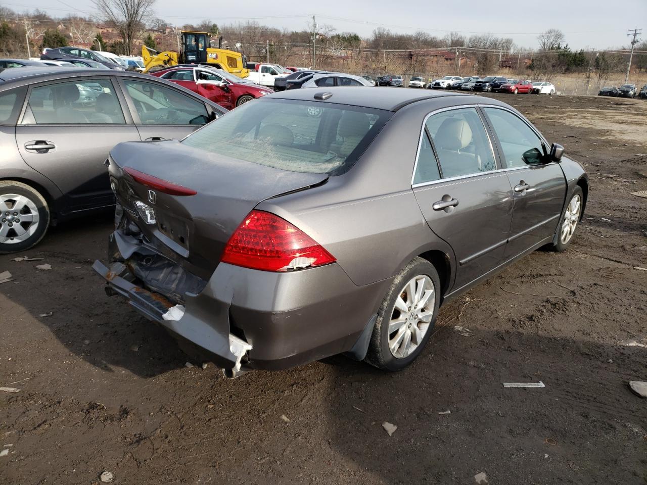 Photo 4 from auction – 2007 HONDA ACCORD with VIN 1HGCM668X7A003706