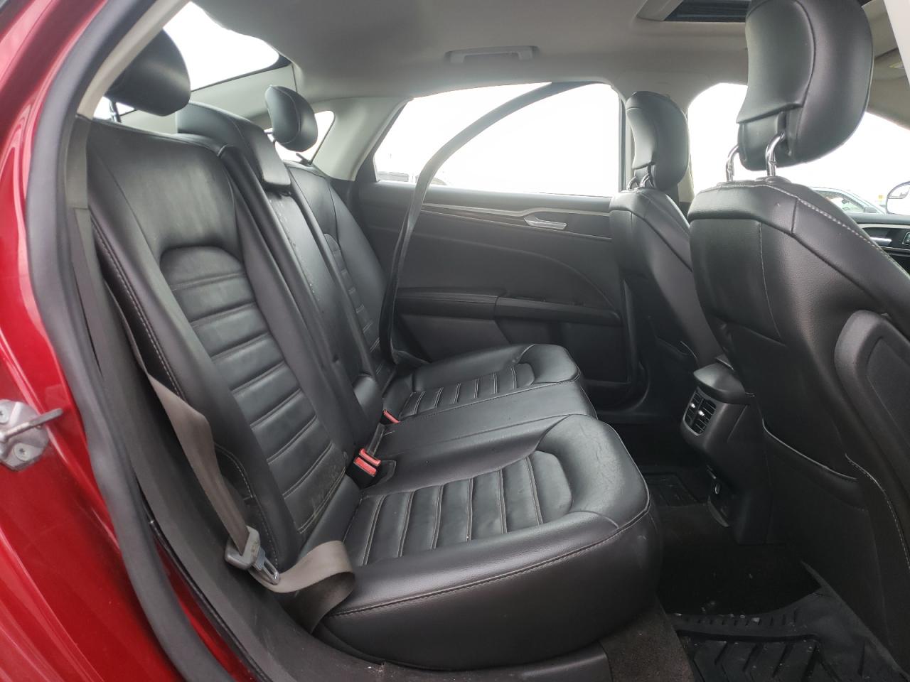Photo 6 from auction – 2015 FORD FUSION SE with VIN 3FA6P0LU6FR137589