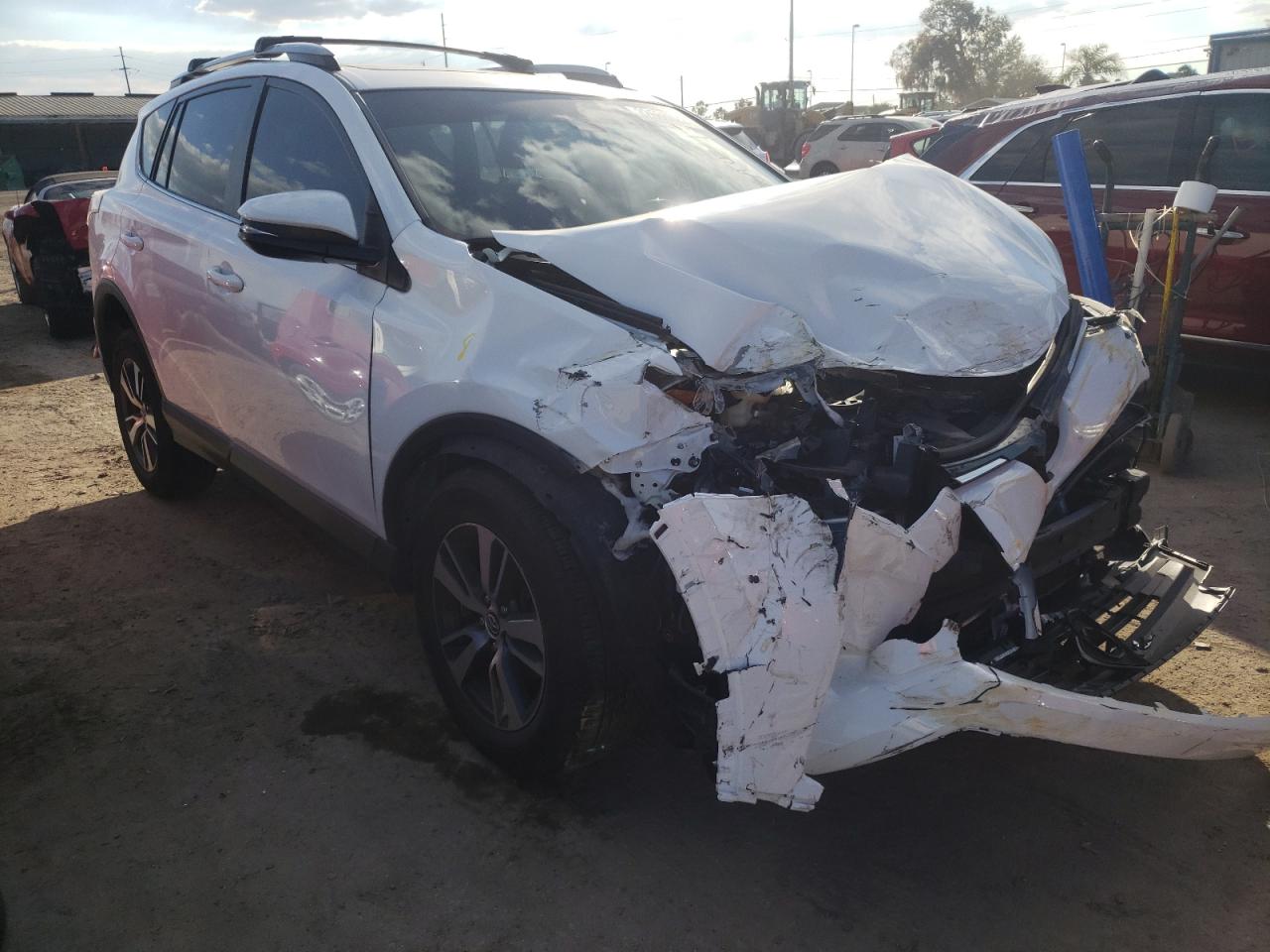 TOYOTA RAV4 XLE 2017 with VIN JTMWFREVXHD104906 - Photo from auction