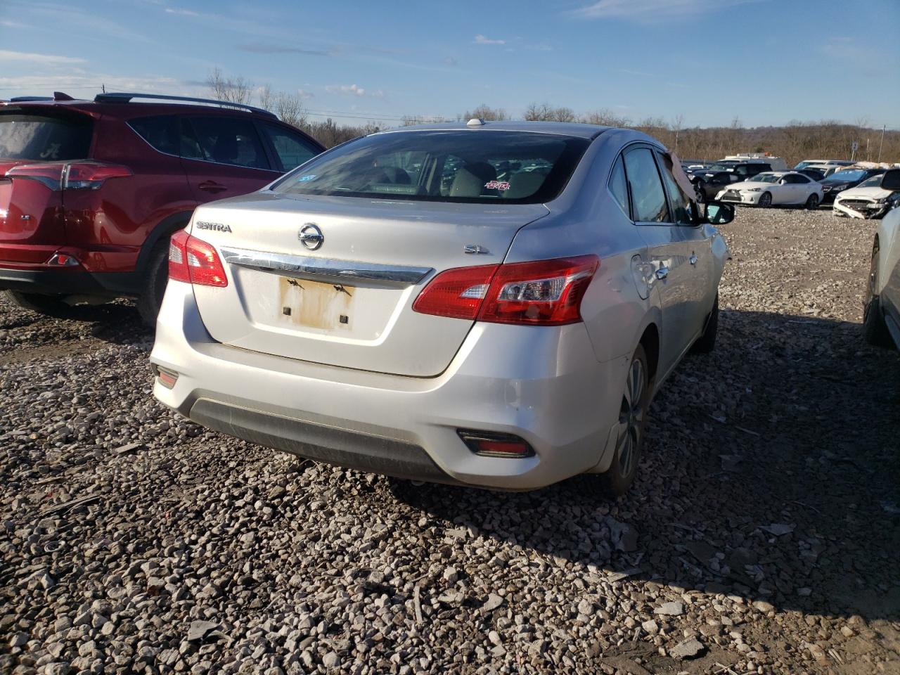 Photo 4 from auction – 2019 NISSAN SENTRA S with VIN 3N1AB7AP3KY224538