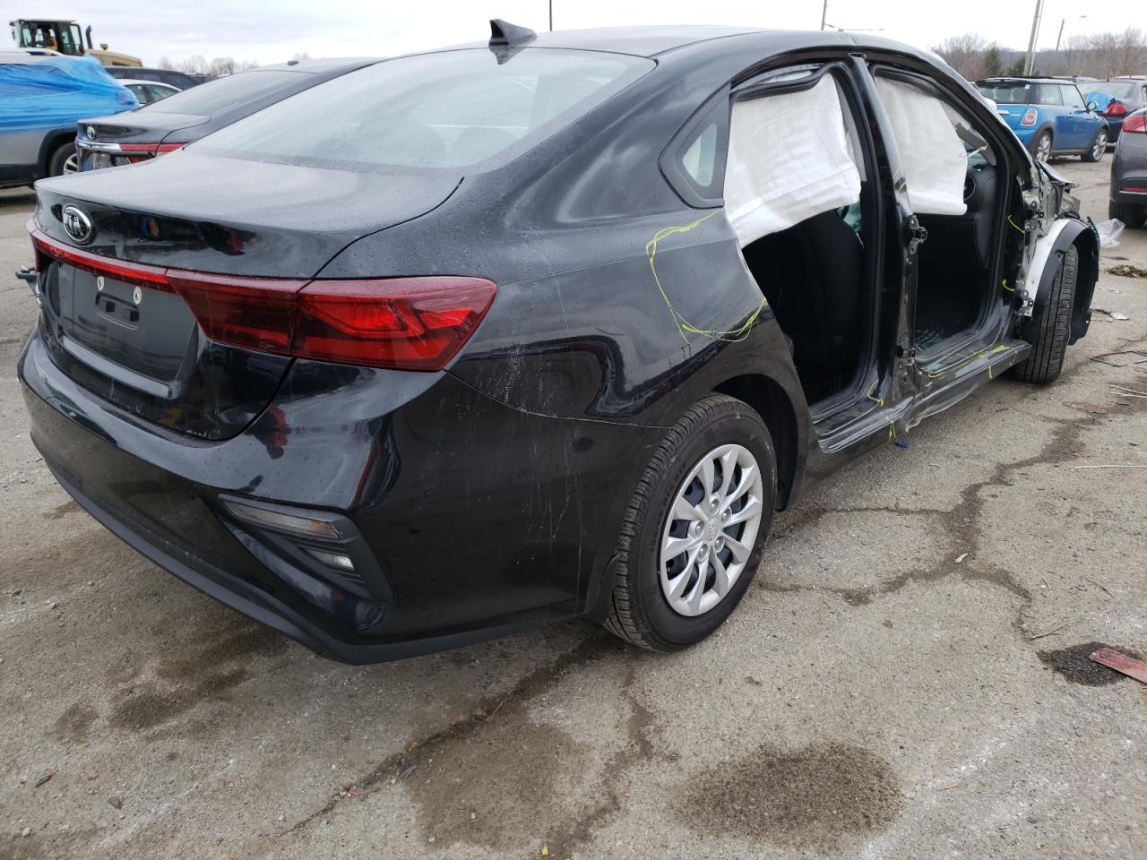 Photo 4 from auction – 2021 KIA FORTE FE with VIN 3KPF24AD7ME384370