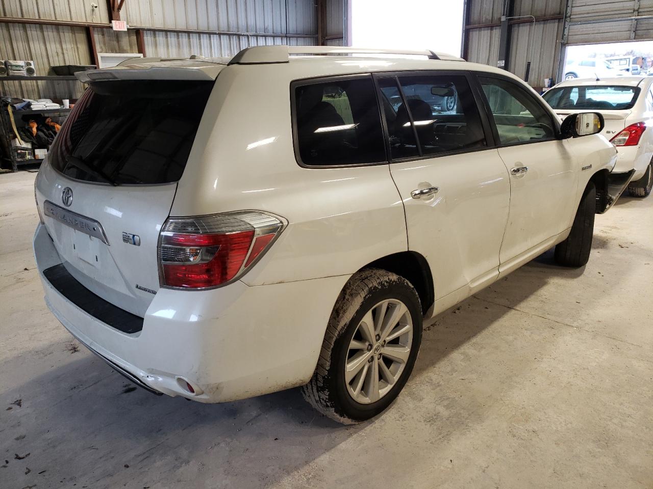 Photo 4 from auction – 2010 TOYOTA HIGHLANDER with VIN JTEJW3EHXA2039506