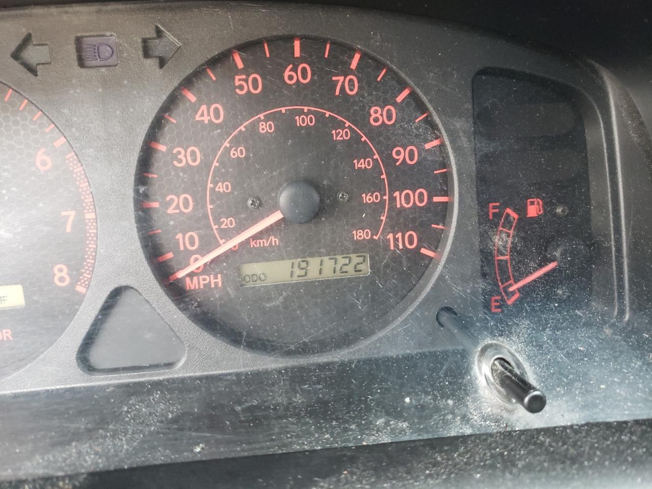 Photo 8 from auction – 2002 TOYOTA COROLLA CE with VIN 2T1BR12E62C541009