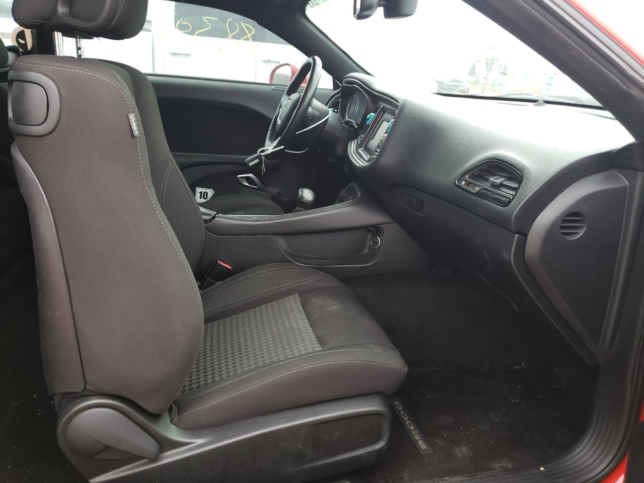 Photo 5 from auction – 2015 DODGE CHALLENGER with VIN 2C3CDZAG6FH710210