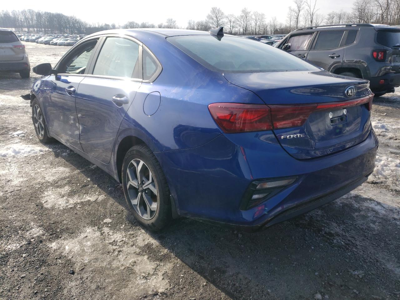 Photo 3 from auction – 2021 KIA FORTE FE with VIN 3KPF24AD3ME326028