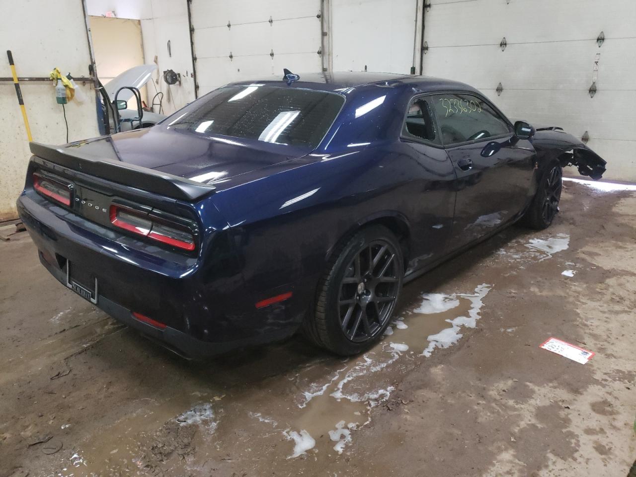 Photo 4 from auction – 2016 DODGE CHALLENGER with VIN 2C3CDZFJ8GH337645