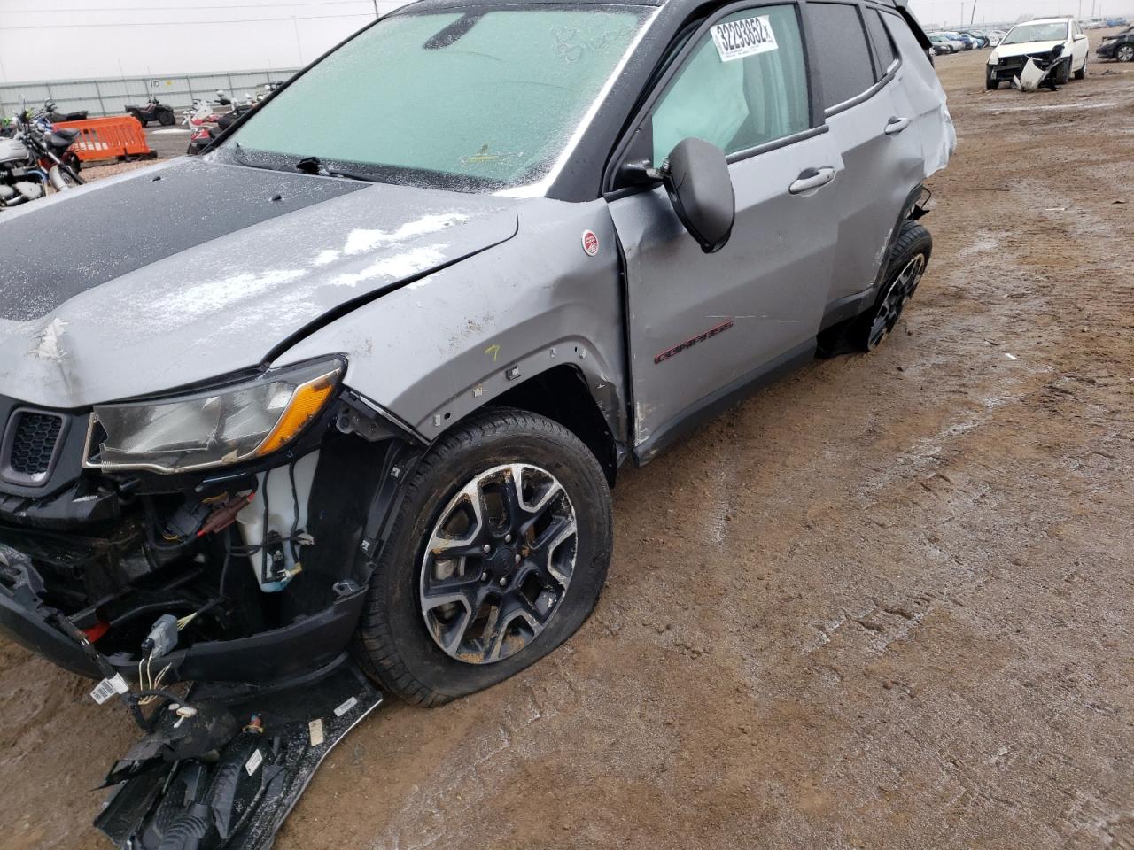 Photo 9 from auction – 2019 JEEP COMPASS TR with VIN 3C4NJDDB4KT667987