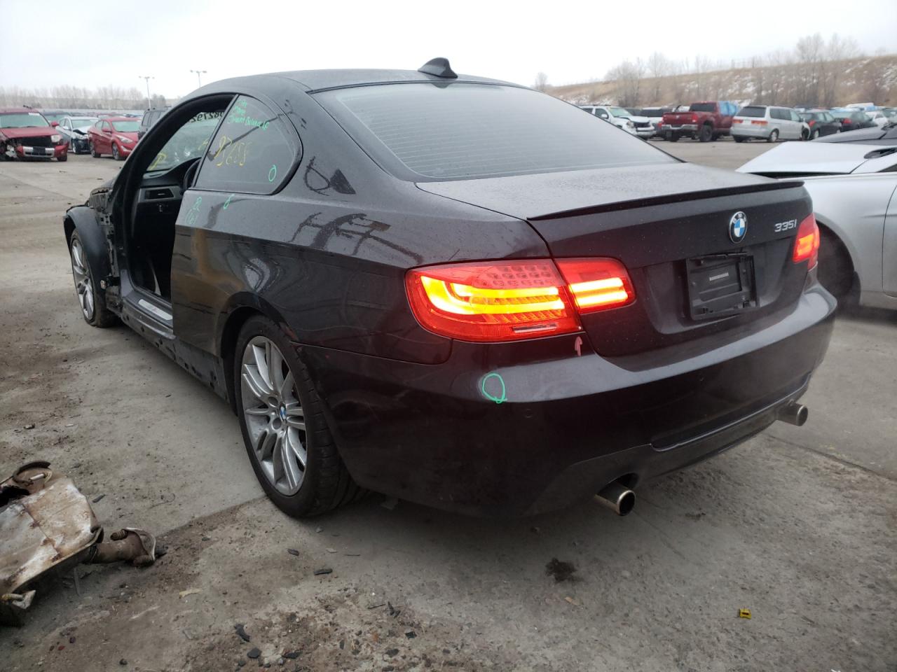 صورة رقم 3 من المزاد - 2011 BMW 335 XI مع VIN WBAKF9C54BE261539