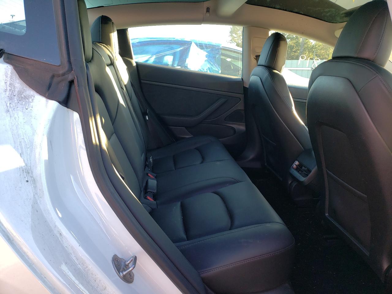 Photo 6 from auction – 2021 TESLA MODEL 3 with VIN 5YJ3E1EA1MF914805