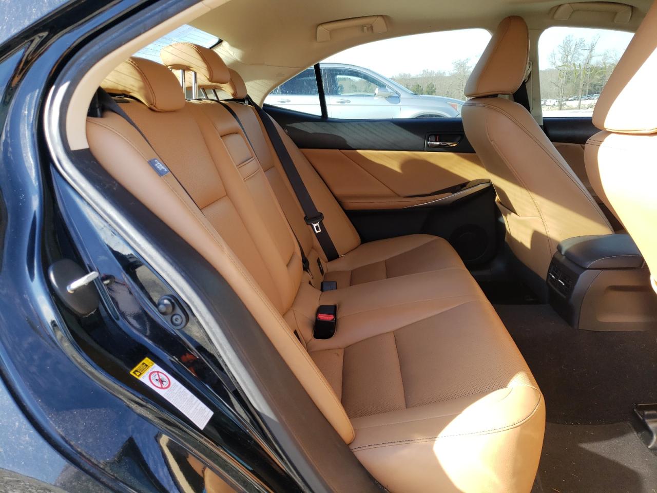 Photo 6 from auction – 2016 LEXUS IS 200T with VIN JTHBA1D22G5016106