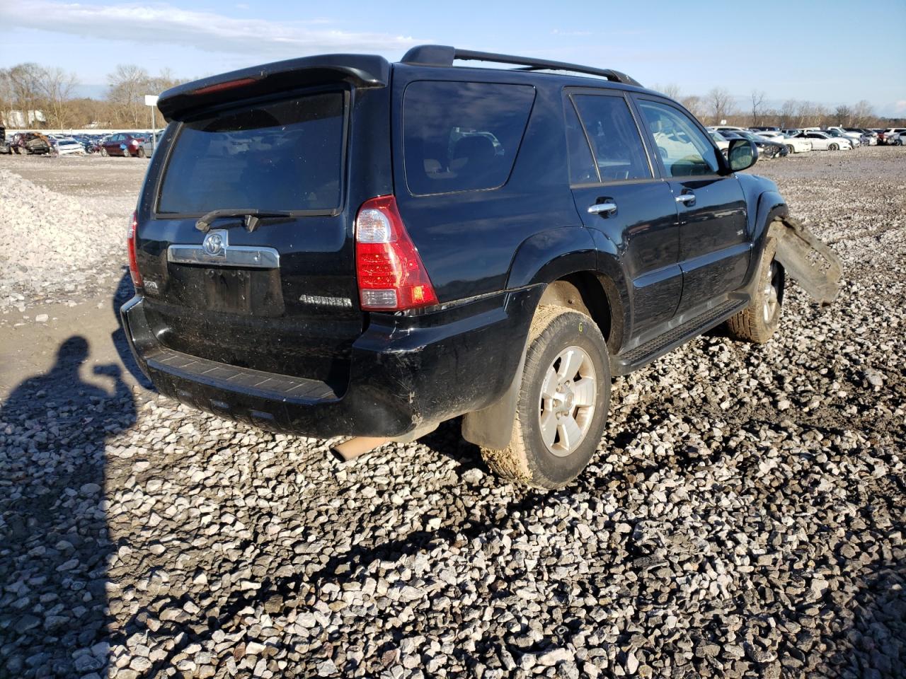 Photo 4 from auction – 2007 TOYOTA 4RUNNER SR with VIN JTEZU14R178076389