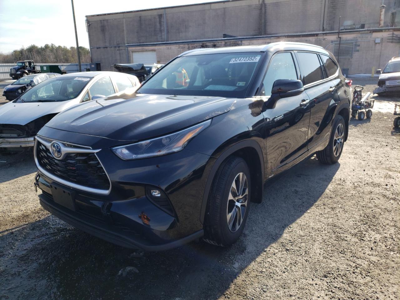Photo 2 from auction – 2021 TOYOTA HIGHLANDER with VIN 5TDHBRCH3MS535328