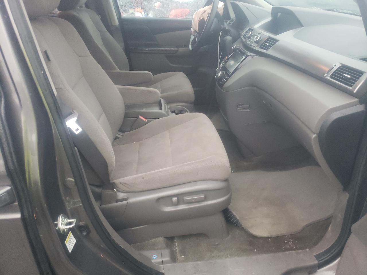 Photo 5 from auction – 2015 HONDA ODYSSEY EX with VIN 5FNRL5H44FB098558