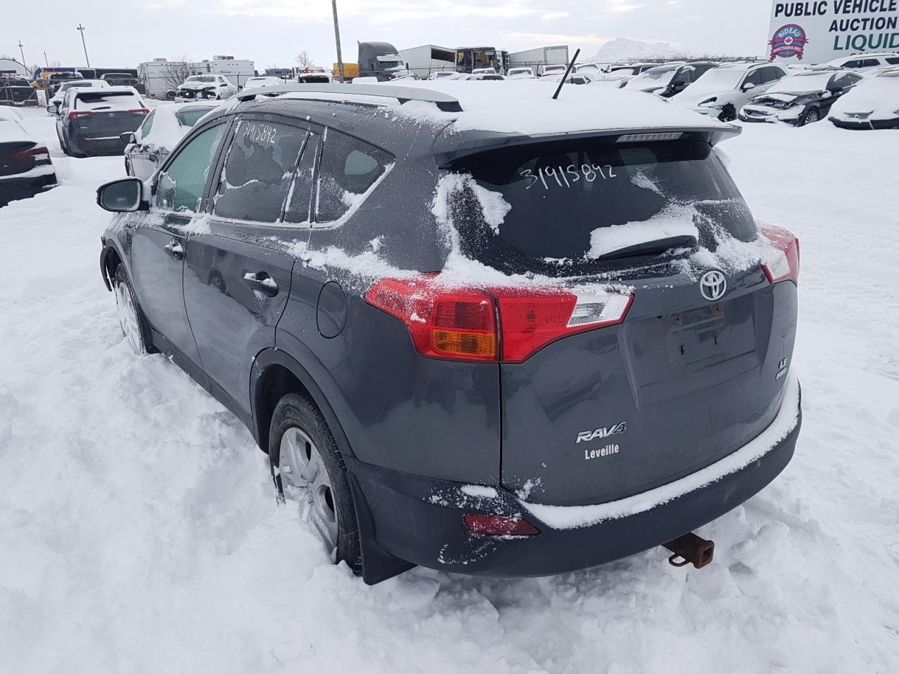 Photo 3 from auction – 2013 TOYOTA RAV4 LE with VIN 2T3BFREV0DW122729