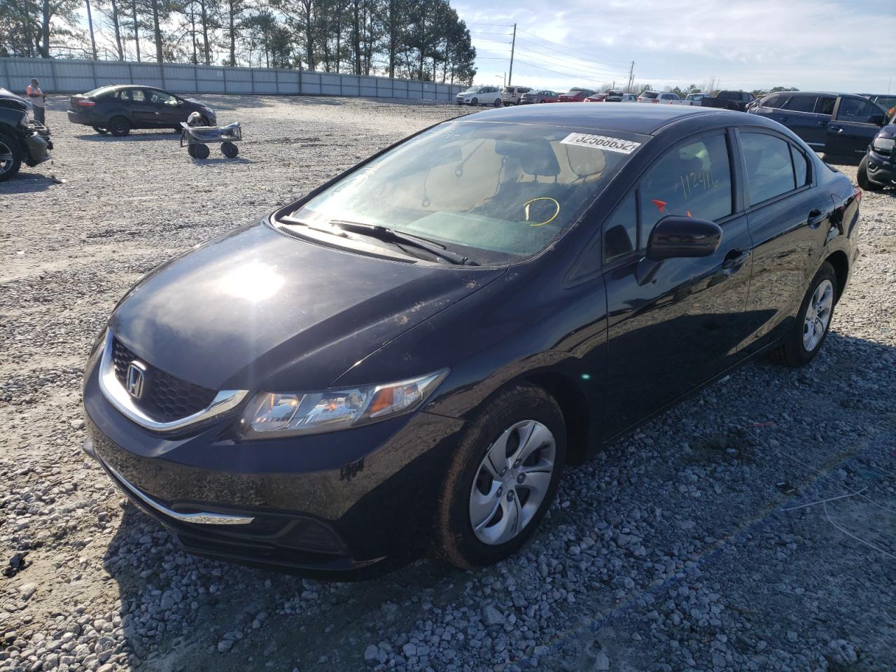 Photo 2 from auction – 2014 HONDA CIVIC LX with VIN 19XFB2F52EE009610