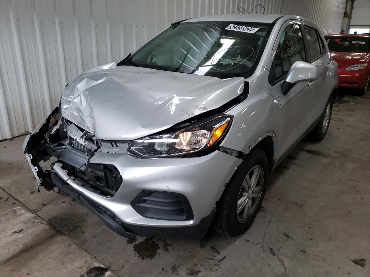 Photo 2 from auction – 2019 CHEVROLET TRAX LS with VIN 3GNCJKSB9KL406215