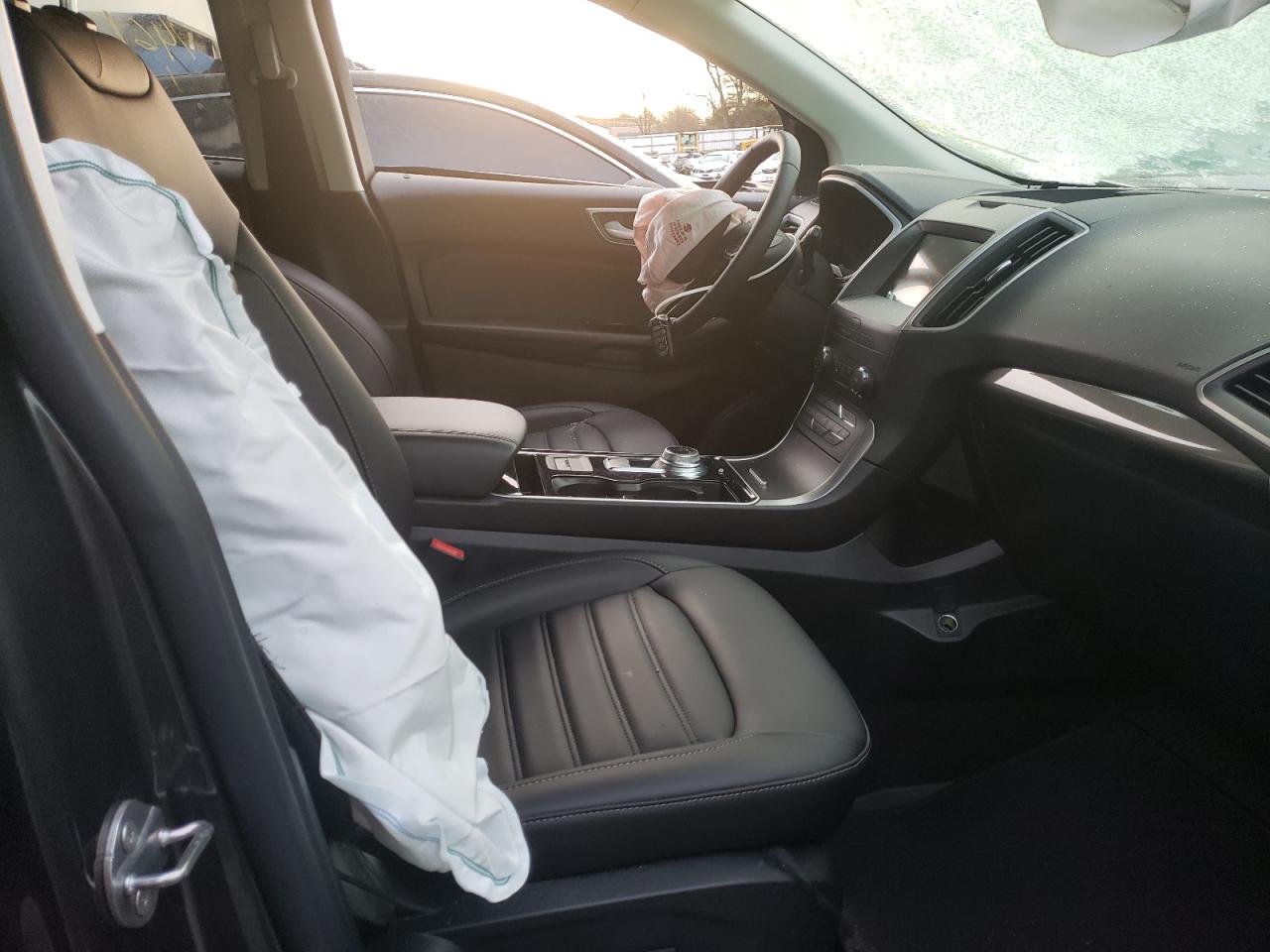 Photo 5 from auction – 2020 FORD EDGE SEL with VIN 2FMPK4J97LBB42874