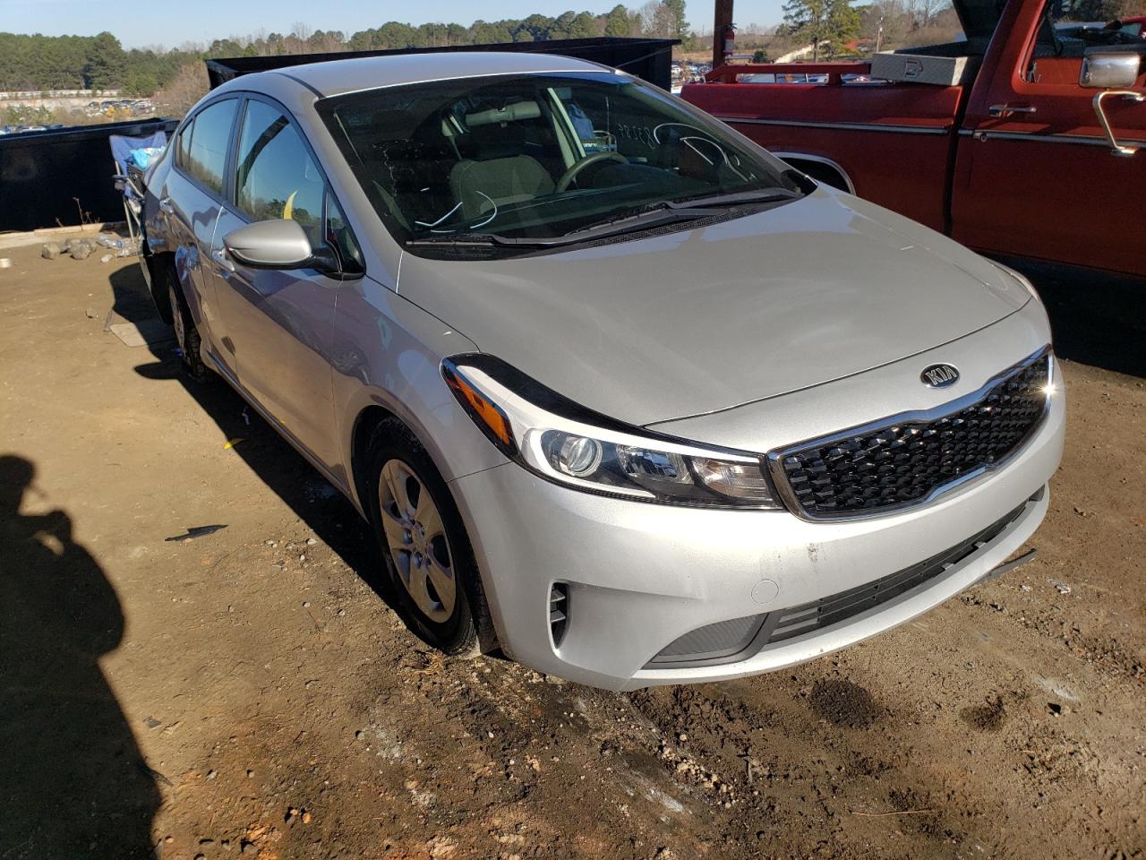 KIA FORTE LX 2017 with VIN 3KPFK4A78HE088466 - Photo from auction