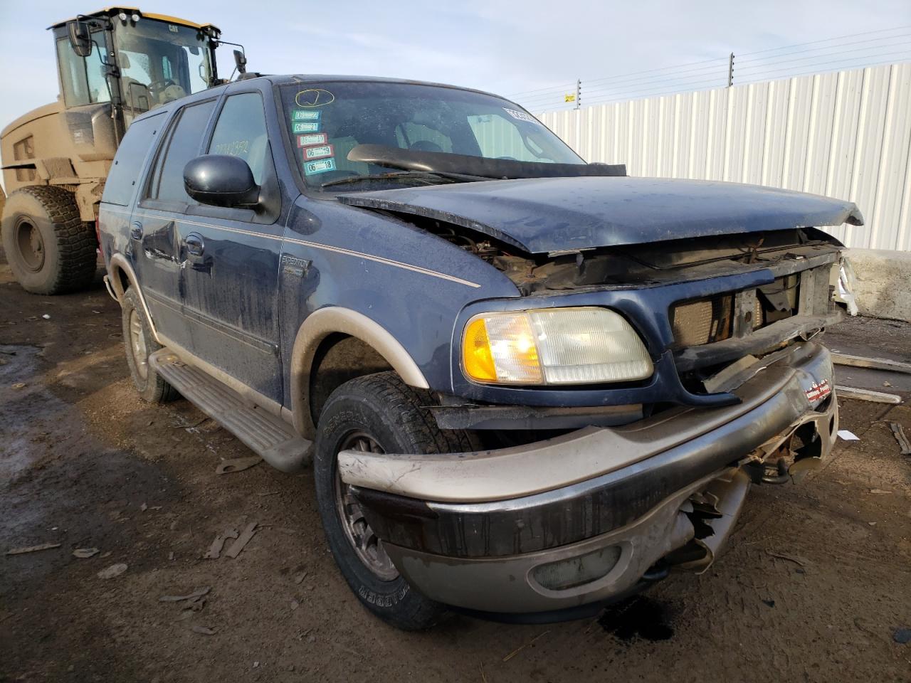 FORD EXPEDITION 2002 with VIN 1FMPU18L12LA98105 - Photo from auction