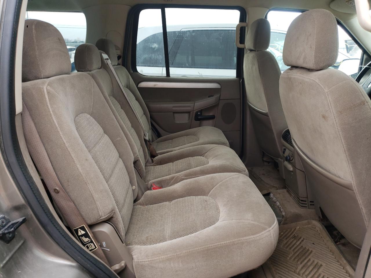 Photo 6 from auction – 2003 FORD EXPLORER with VIN 1FMZU73K03ZA61555