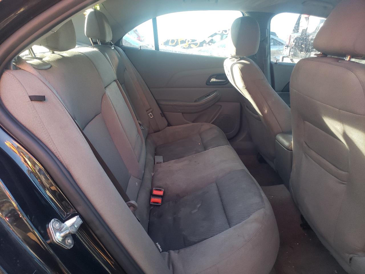 Photo 6 from auction – 2015 CHEVROLET MALIBU LS with VIN 1G11B5SL1FF242409