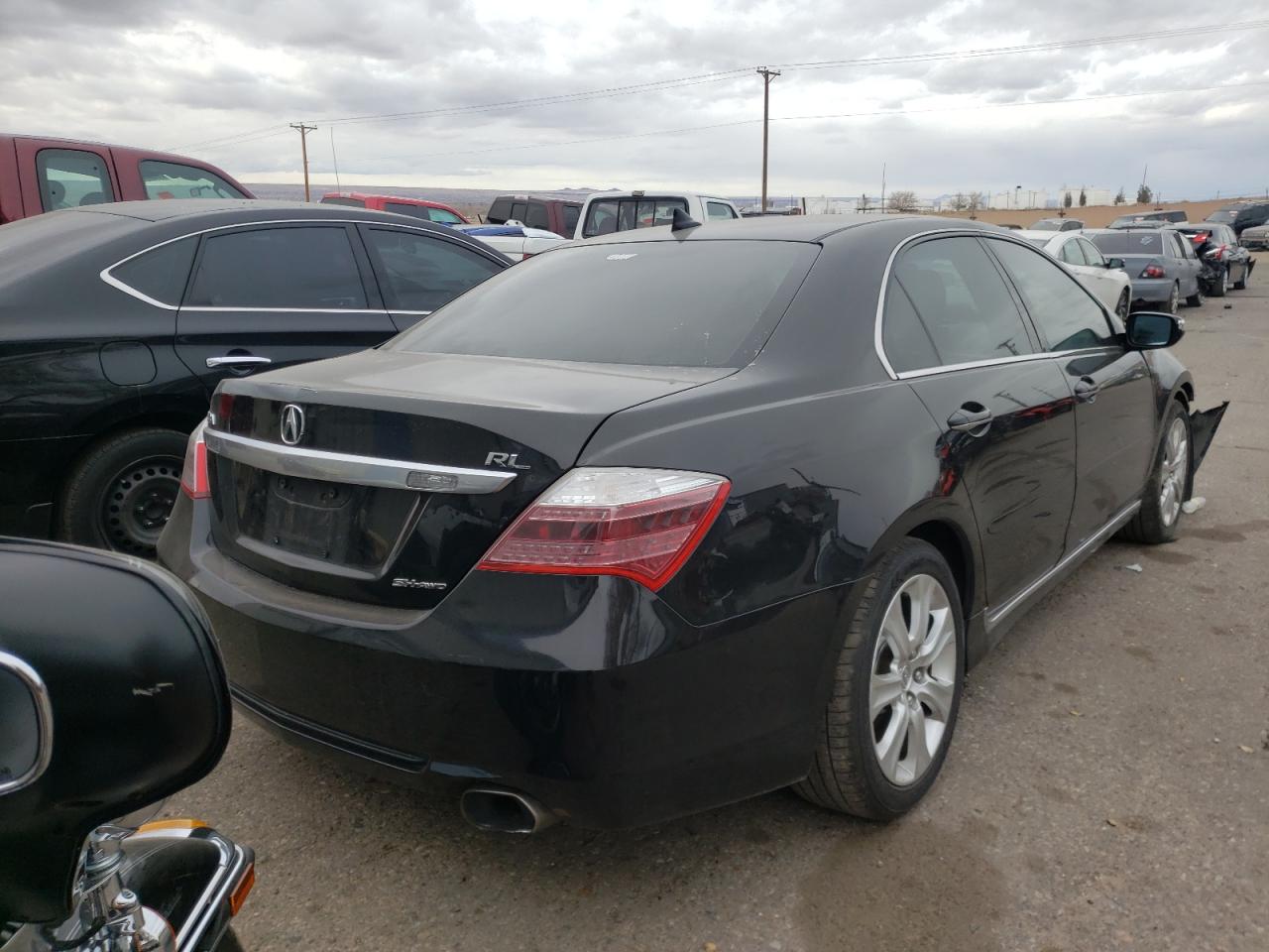 Photo 4 from auction – 2010 ACURA RL with VIN JH4KB2F62AC002812