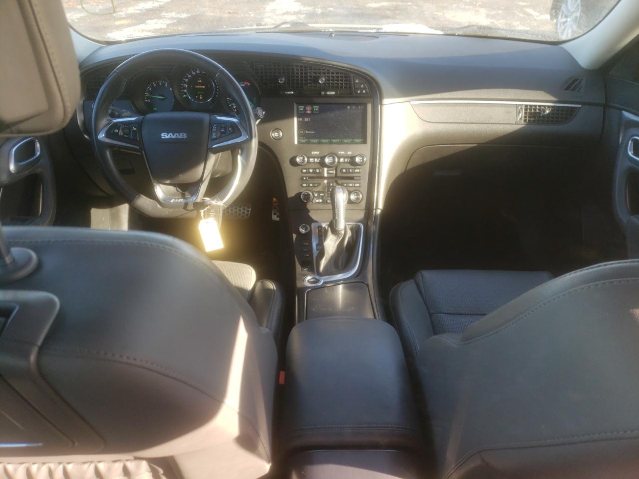 Photo 9 from auction – 2011 SAAB 9-5 AERO with VIN YS3GR4BJXB4005096