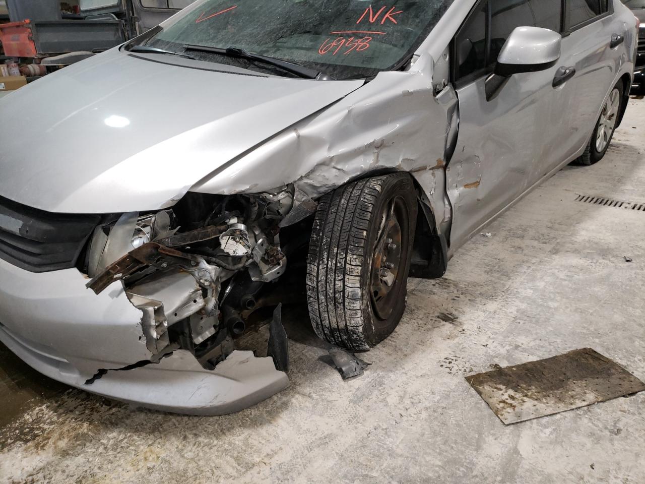 Photo 9 from auction – 2012 HONDA CIVIC LX with VIN 19XFB2F58CE316938