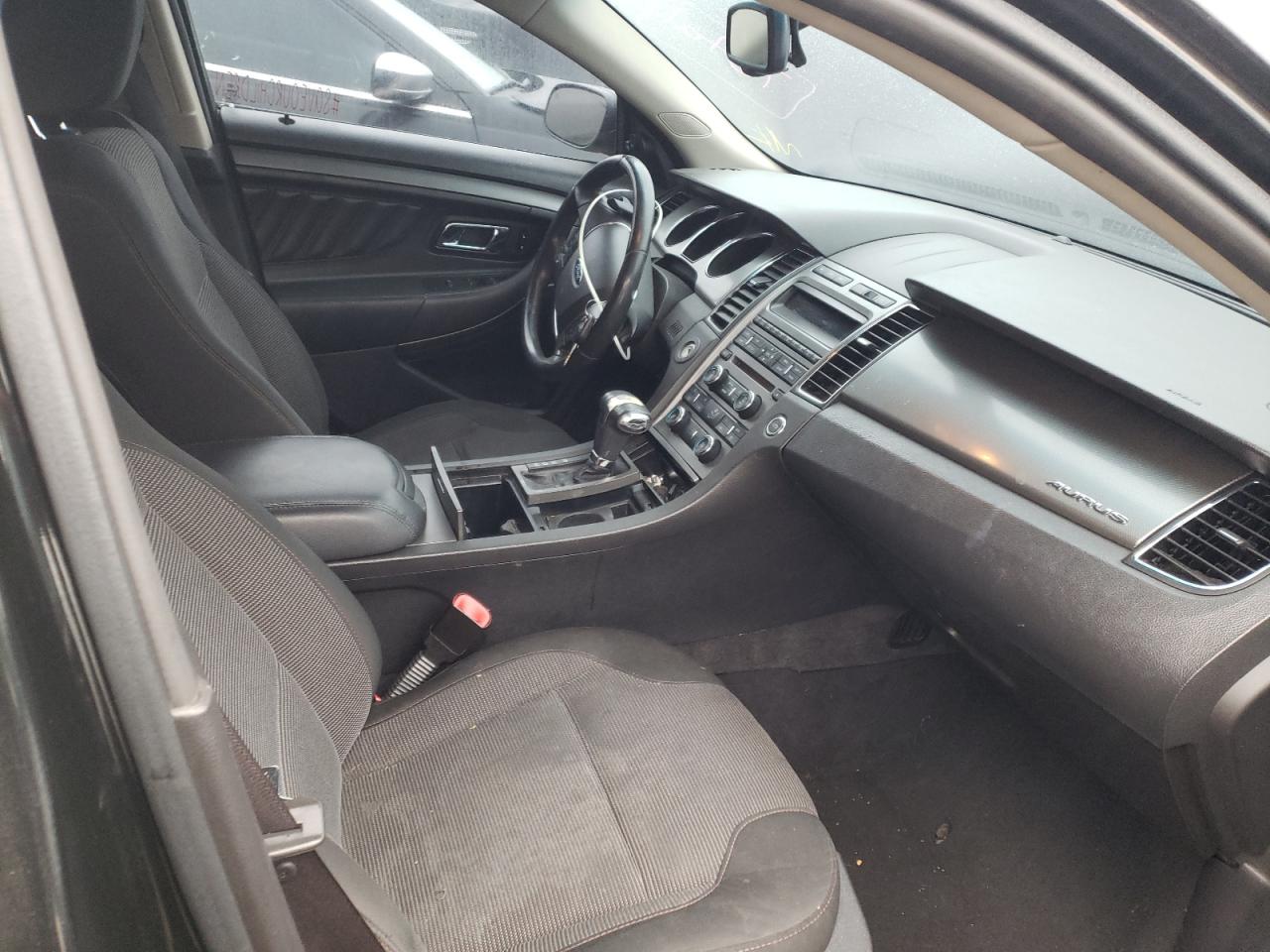 Photo 5 from auction – 2010 FORD TAURUS SEL with VIN 1FAHP2EW9AG166524