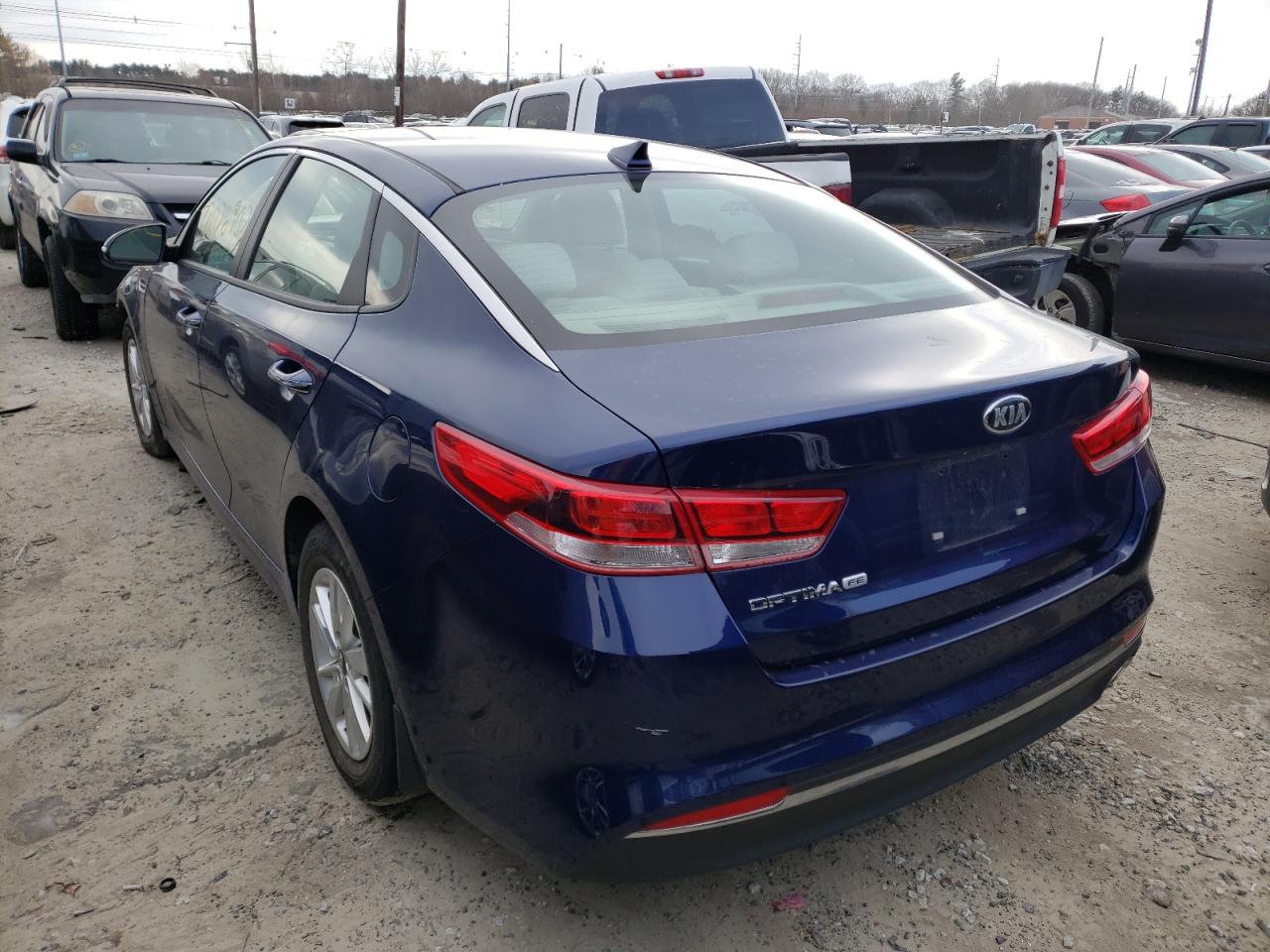 Photo 3 from auction – 2016 KIA OPTIMA LX with VIN 5XXGT4L34GG034194