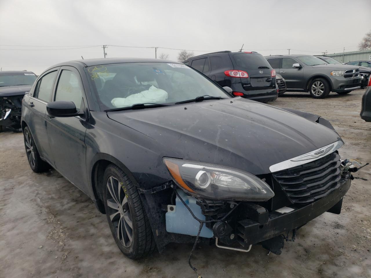 CHRYSLER 200 LIMITE 2013 with VIN 1C3CCBCG5DN504484 - Photo from auction