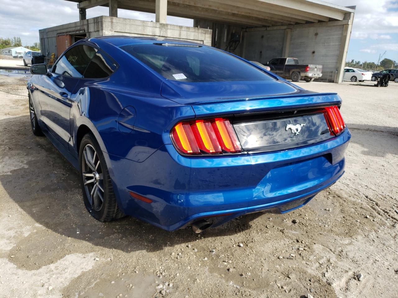 Photo 3 from auction – 2017 FORD MUSTANG with VIN 1FA6P8TH9H5356943