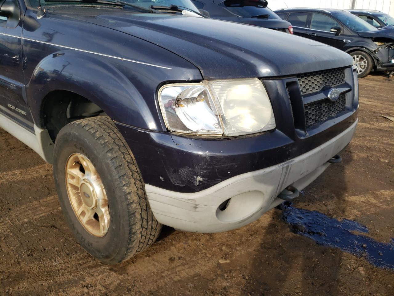 Photo 9 from auction – 2001 FORD EXPLORER S with VIN 1FMZU77EX1UB96153