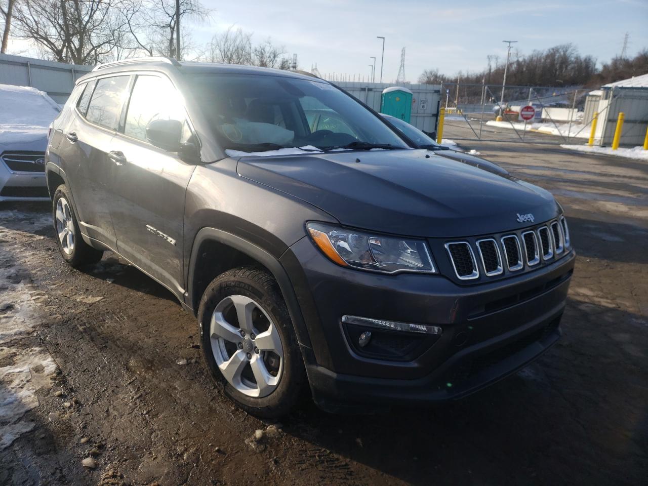 JEEP COMPASS LA 2019 مع رقم تعريف المركبة 3C4NJDBBXKT723630 - صورة من المزاد