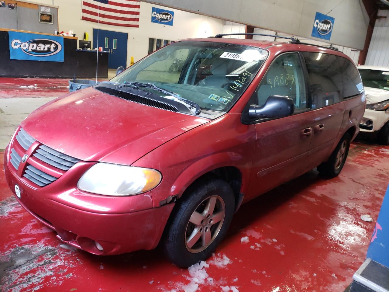 Photo 2 from auction – 2006 DODGE GRAND CARA with VIN 2D4GP44L26R925256