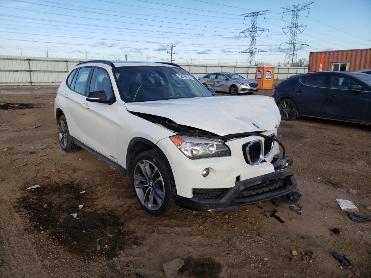 BMW X1 XDRIVE2 2015 with VIN WBAVL1C56FVY31084 - Photo from auction