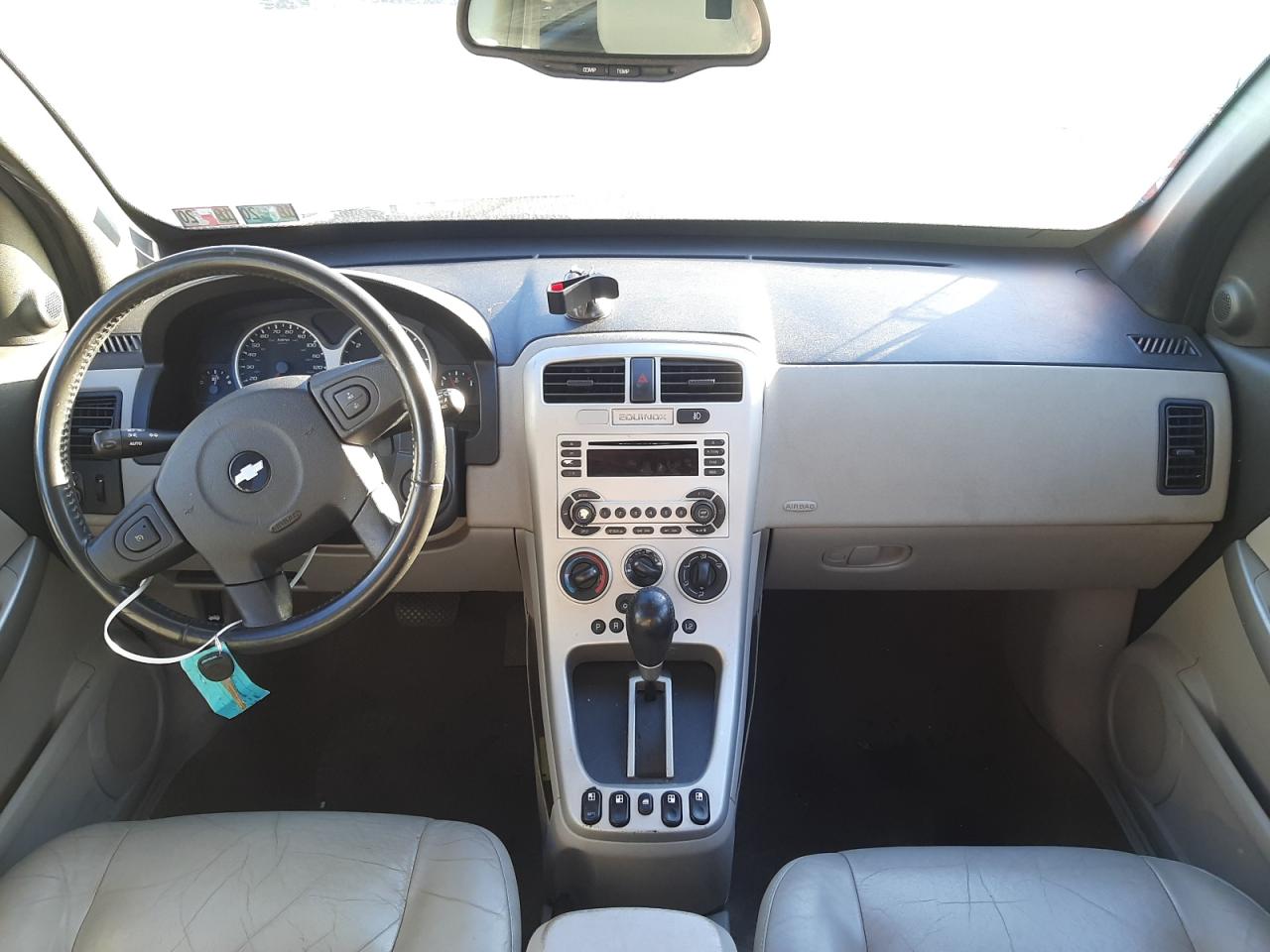 Photo 9 from auction – 2005 CHEVROLET EQUINOX LT with VIN 2CNDL73F356140183