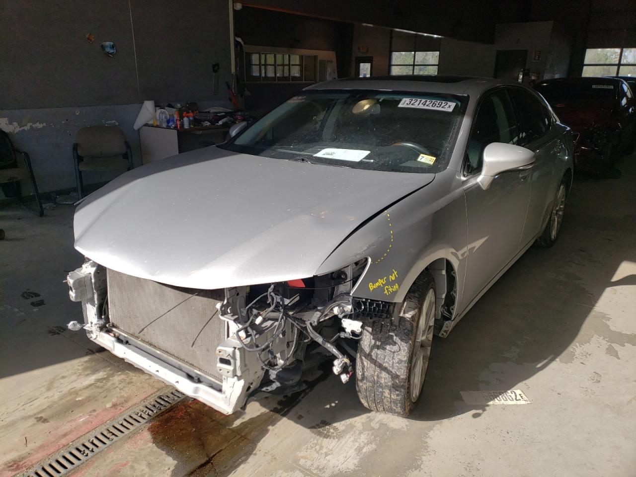 Photo 2 from auction – 2013 LEXUS ES 350 with VIN JTHBK1GG2D2002899