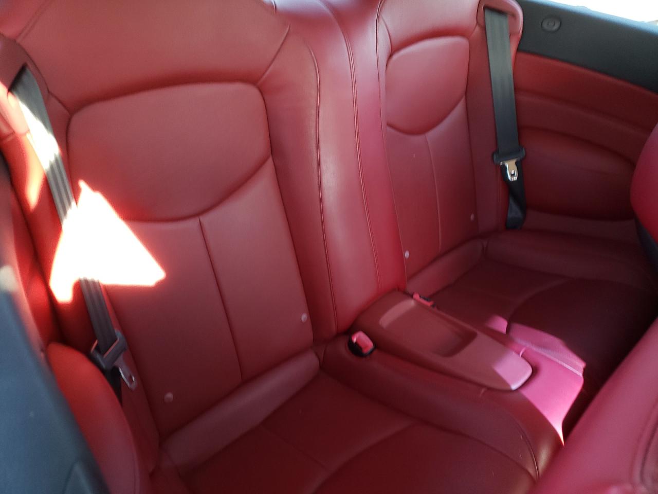 Photo 6 from auction – 2011 INFINITI G37 BASE with VIN JN1CV6FE8BM950173