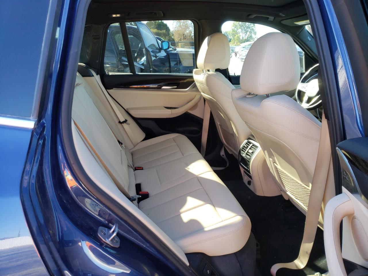 Photo 6 from auction – 2019 BMW X3 XDRIVE3 with VIN 5UXTR9C5XKLD94026