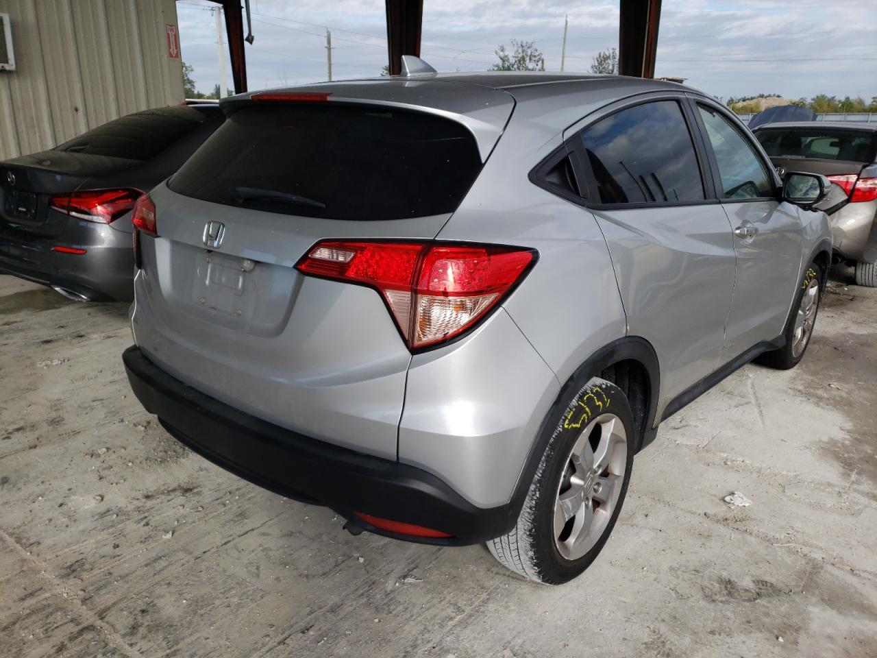 Photo 14 from auction – 2016 HONDA HR-V EX with VIN 3CZRU5H50GM713488