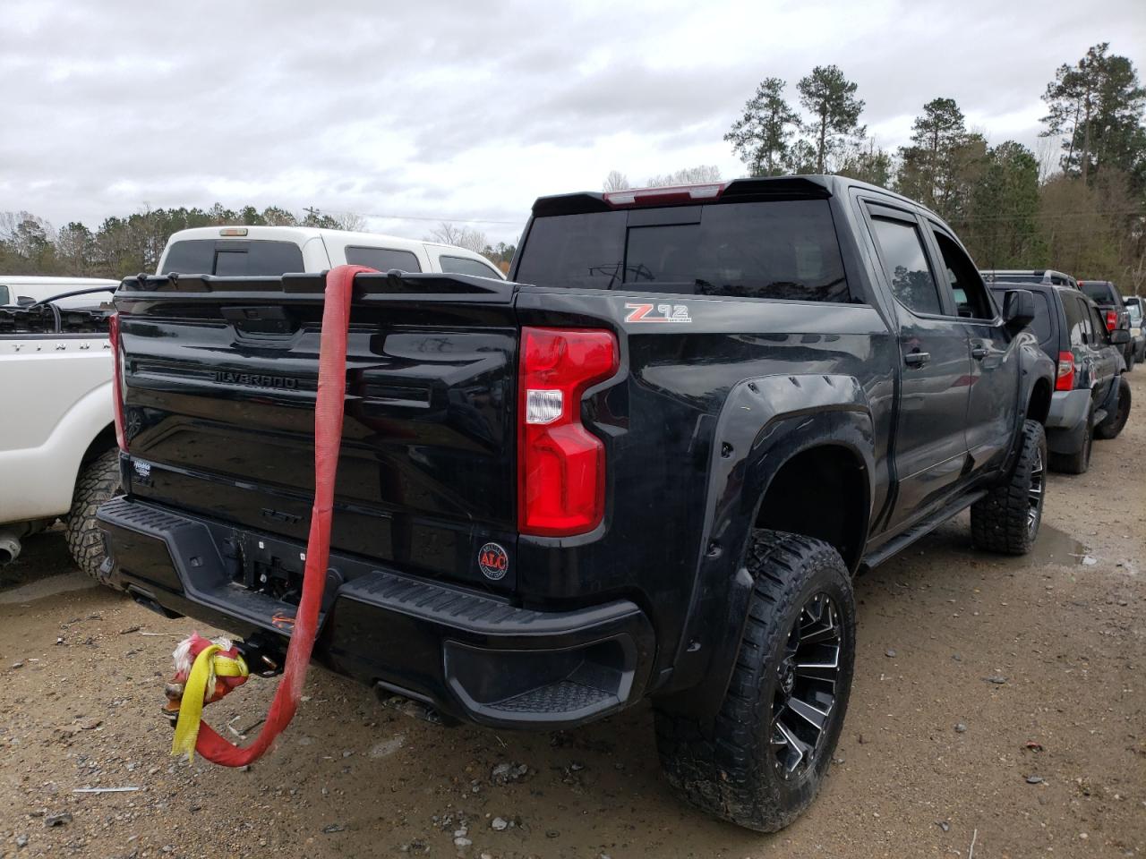 Photo 4 from auction – 2021 CHEVROLET SILVERADO with VIN 3GCUYEED1MG163874