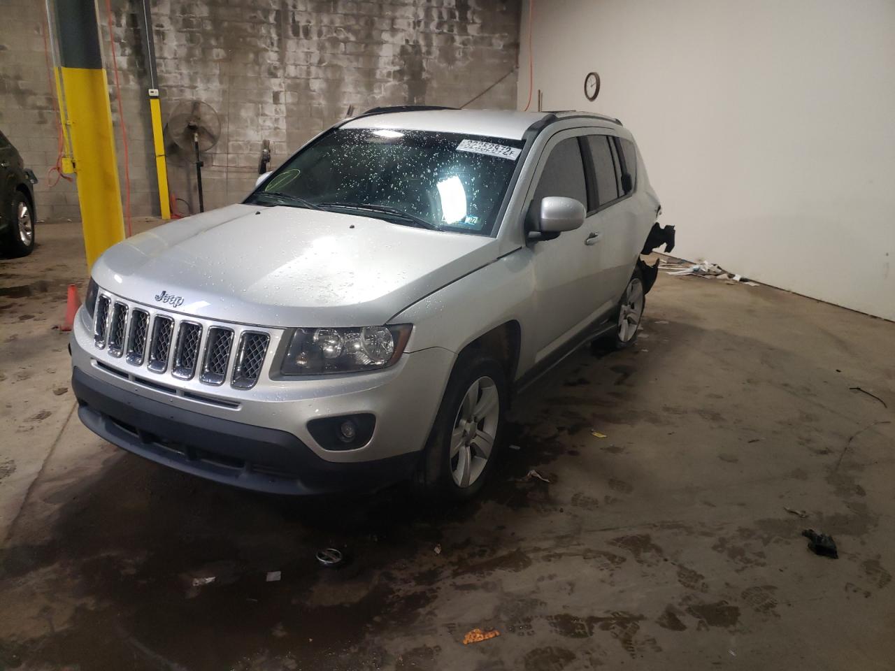 Photo 2 from auction – 2014 JEEP COMPASS LA with VIN 1C4NJDEB4ED532923